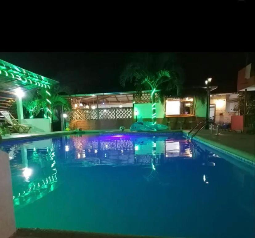 El Galeon Hotel Atacames Exterior foto