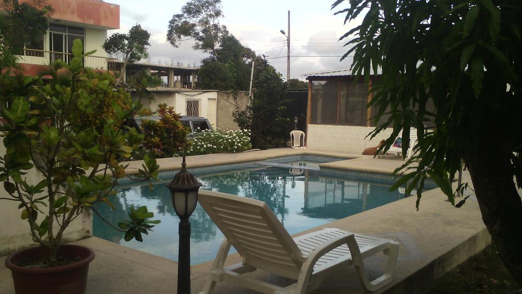 El Galeon Hotel Atacames Exterior foto