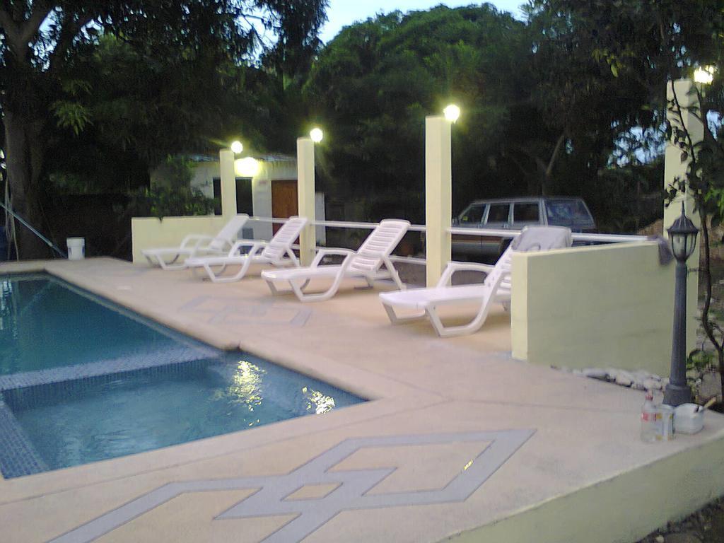 El Galeon Hotel Atacames Exterior foto